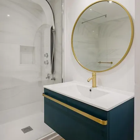 Alfama With Private Patio & Barbecue شقة Lisboa