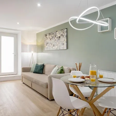 Apartament Alfama With Private Patio & Barbecue *