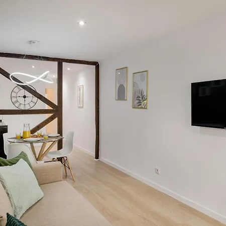 Appartement Alfama With Private Patio & Barbecue *