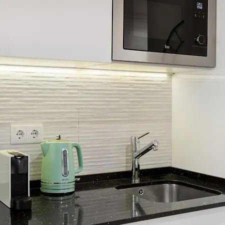 Alfama With Private Patio & Barbecue * Lisboa