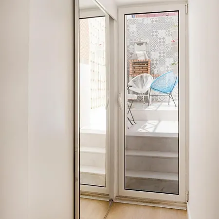 Alfama With Private Patio & Barbecue Appartement *